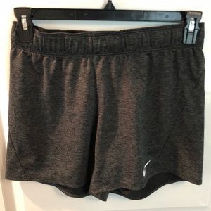 NWOT Nike dri-fit workout shorts